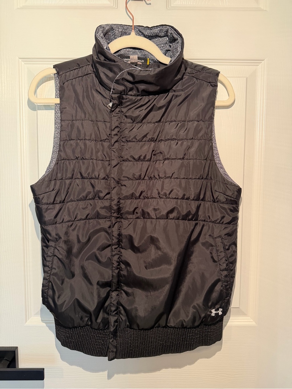 Under Armour Black Quilted Sleeveless Puffer Vest